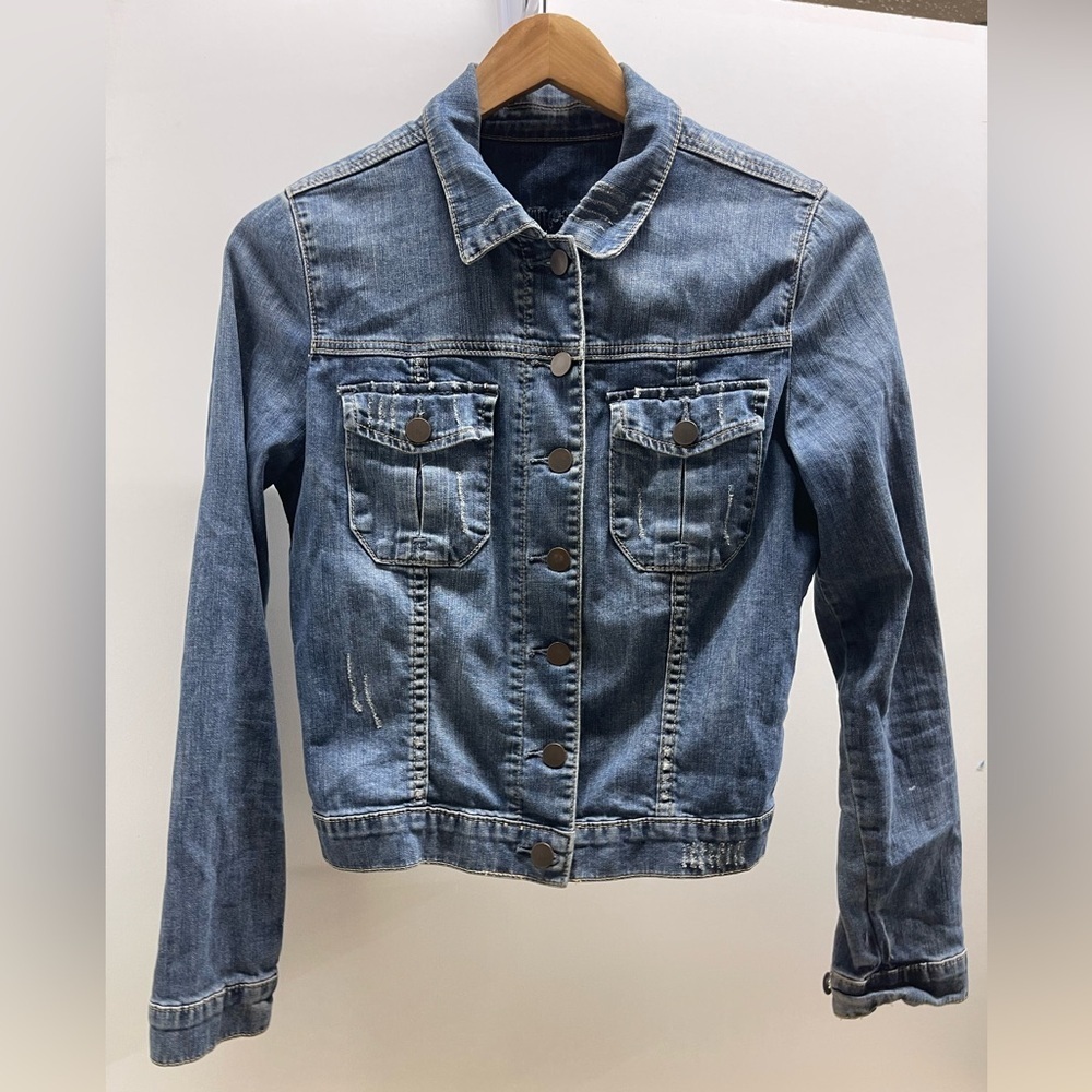 Kut from the Kloth Classic‎ Blue Denim Jacket